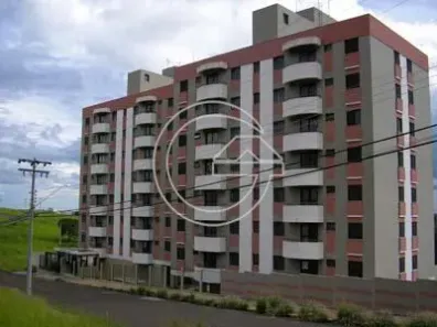 Apartamento com 2 Quartos para alugar, 10m² no Centro, Marília