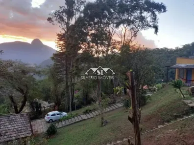 Casa com 2 Quartos à venda, 210m² no Araras, Petrópolis