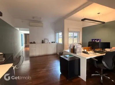 Sobrado com 2 Quartos à venda, 172m² no Sumaré, São Paulo