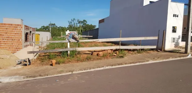 Lote/Terreno à venda, 200m² no Jardim Itacaré, Presidente Prudente