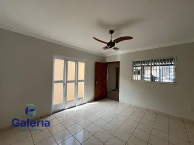 Casa com 3 Quartos para alugar, 125m² no Jardim Irajá, Ribeirão Preto