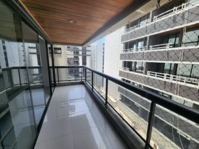 Apartamento com 3 Quartos para alugar, 135m² no Ponta Verde, Maceió