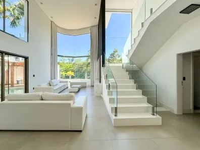 Sobrado com 4 Quartos para alugar, 300m² no Swiss Park, Campinas