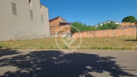 Lote/Terreno à venda, 300m² no Jardim Gramado, Goiânia