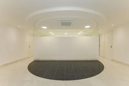 Sala Comercial para alugar, 177m² no Batel, Curitiba