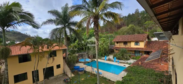 Casa com 4 Quartos à venda, 313m² no Novo Horizonte, Juiz de Fora
