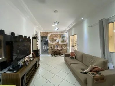 Sobrado com 3 Quartos à venda, 127m² no Jardim Pitoresco, Jacareí
