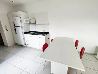 Apartamento com 1 Quarto para alugar, 45m² no Centro, Curitiba