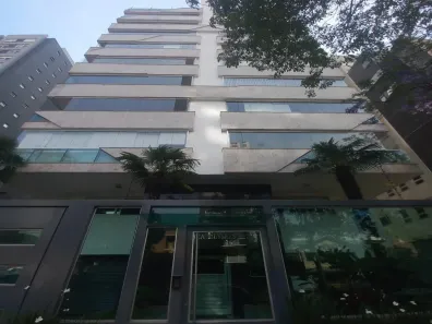 Apartamento com 3 Quartos para alugar, 196m² no Exposição, Caxias do Sul