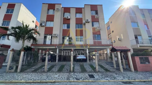 Apartamento com 2 Quartos à venda, 55m² no Roçado, São José