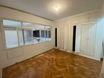 Kitnet com 1 Quarto à venda, 27m² no Copacabana, Rio de Janeiro