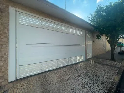 Casa com 5 Quartos para alugar, 140m² no Vila Cecchino, Americana