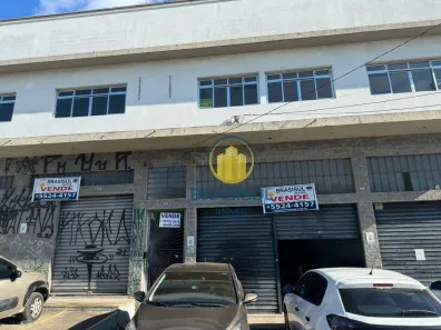 Prédio Comercial à venda, 700m² no Capela do Socorro, São Paulo