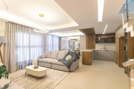 Casa com 3 Quartos para alugar, 172m² no Santa Felicidade, Curitiba
