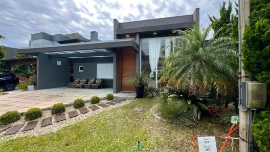 Casa de Condomínio com 4 Quartos à venda, 144m² no XANGRI-LÁ, Xangri-lá