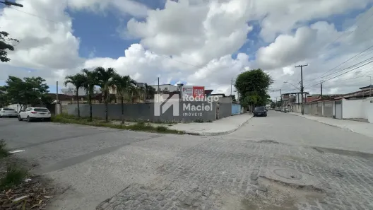 Lote/Terreno à venda, 288m² no Cordeiro, Recife