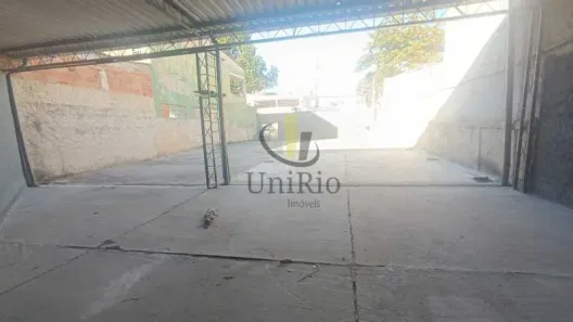 Imóvel Comercial à venda, 230m² no Realengo, Rio de Janeiro