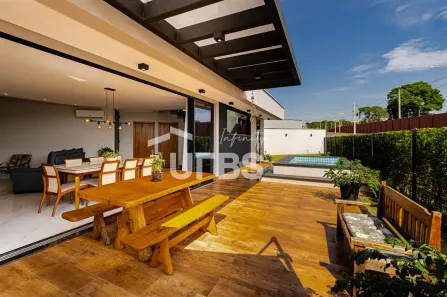 Casa de Condomínio com 4 Quartos à venda, 207m² no Jardins Porto, Senador Canedo