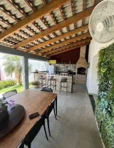 Casa com 4 Quartos à venda, 285m² no Cidade Jardim, Uberlândia
