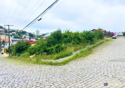Lote/Terreno à venda, 10m² no Sanvitto, Caxias do Sul