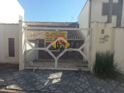 Sobrado com 2 Quartos à venda, 138m² no Loteamento Residencial Santa Izabel, Tremembé