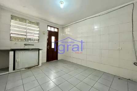 Casa com 1 Quarto para alugar, 35m² no Vila Clara, São Paulo