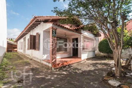 Casa com 4 Quartos à venda, 190m² no Medianeira, Porto Alegre