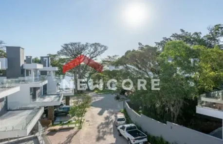Casa de Condomínio com 3 Quartos à venda, 300m² no Pedra Redonda, Porto Alegre