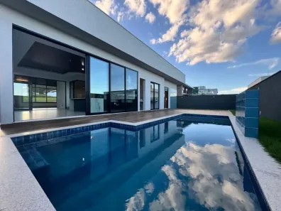 Casa de Condomínio com 4 Quartos à venda, 320m² no Parque Cidade, Goiânia