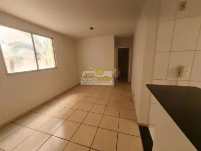Apartamento com 3 Quartos para alugar, 50m² no Santa Maria, Uberaba