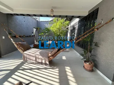 Sobrado com 3 Quartos à venda, 225m² no Parque São Domingos, São Paulo