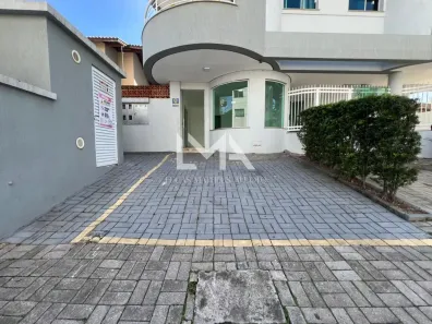 Ponto Comercial para alugar, 55m² no Bombas, Bombinhas