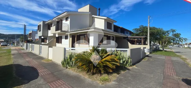 Casa com 3 Quartos à venda, 112m² no , Garopaba