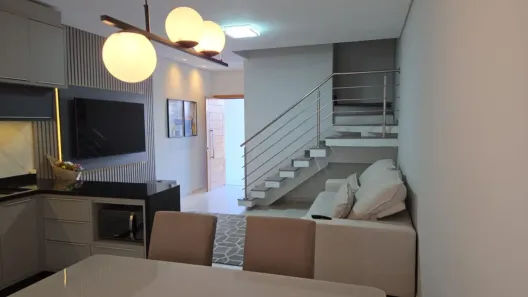 Sobrado com 3 Quartos à venda, 109m² no Espinheiros, Joinville