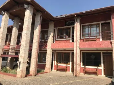 Sala Comercial para alugar, 100m² no Granja Viana, Cotia
