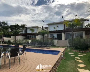 Casa de Condomínio com 3 Quartos para venda ou aluguel, 230m² no Bairro de Juquehy, São Sebastião