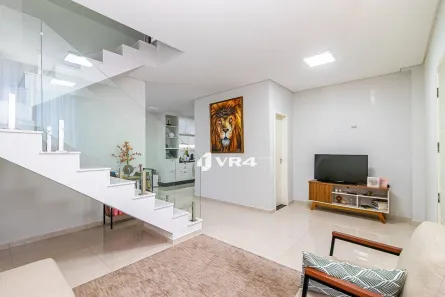 Sobrado com 3 Quartos à venda, 177m² no Fanny, Curitiba