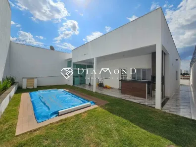 Casa com 3 Quartos à venda, 169m² no Jardim Inconfidência, Uberlândia