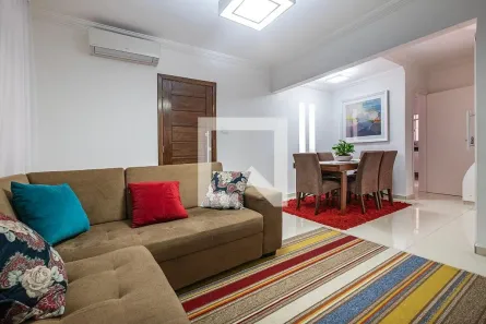Casa com 3 Quartos à venda, 280m² no Vila Madalena, São Paulo