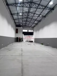 Galpão/Depósito/Armazém com 1 Quarto para alugar, 350m² no Vila Nova York, São Paulo