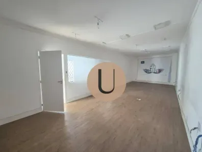 Sobrado com 6 Quartos para alugar, 400m² no Indianópolis, São Paulo