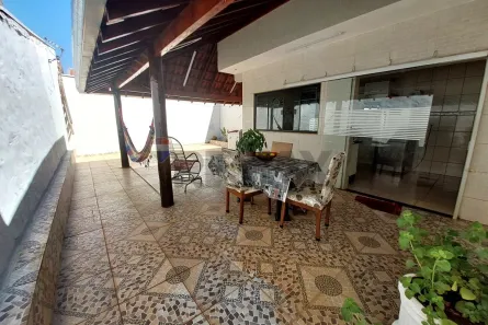 Casa com 2 Quartos à venda, 133m² no Jardim Maria Luiza IV, Araraquara