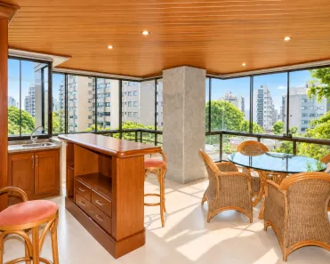 Apartamento com 3 Quartos à venda, 270m² no Mont Serrat, Porto Alegre