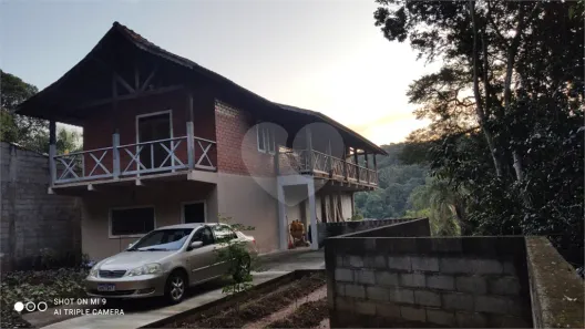 Casa de Condomínio com 4 Quartos à venda, 280m² no Caraguatá, Mairiporã