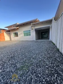 Casa com 3 Quartos à venda, 140m² no Iririú, Joinville