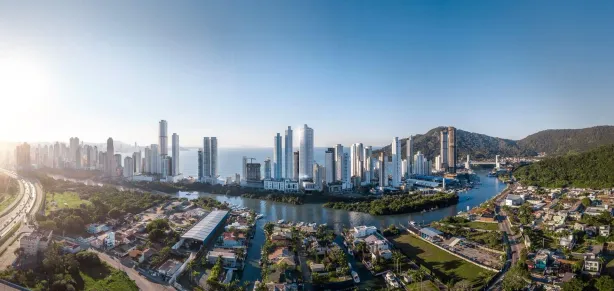 Apartamento com 4 Quartos à venda, 160m² no Centro, Balneário Camboriú