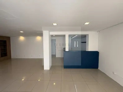 Imóvel Comercial com 1 Quarto para alugar, 460m² no Auxiliadora, Porto Alegre