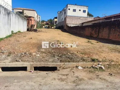 Lote/Terreno à venda, 360m² no Jardim Panorama, Montes Claros
