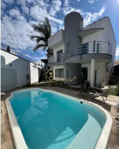 Casa com 4 Quartos à venda, 190m² no Sapucaia II, Contagem