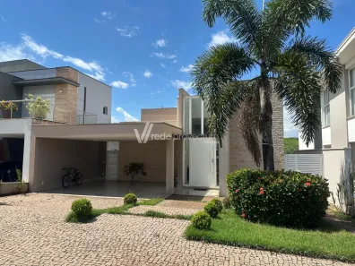 Casa de Condomínio com 3 Quartos para venda ou aluguel, 253m² no Vila dos Plátanos, Campinas